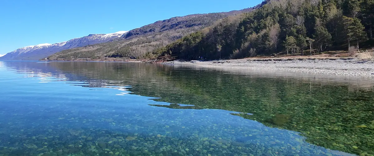 Clear water along the Arctic coast